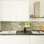St. Peter Station Apartment *